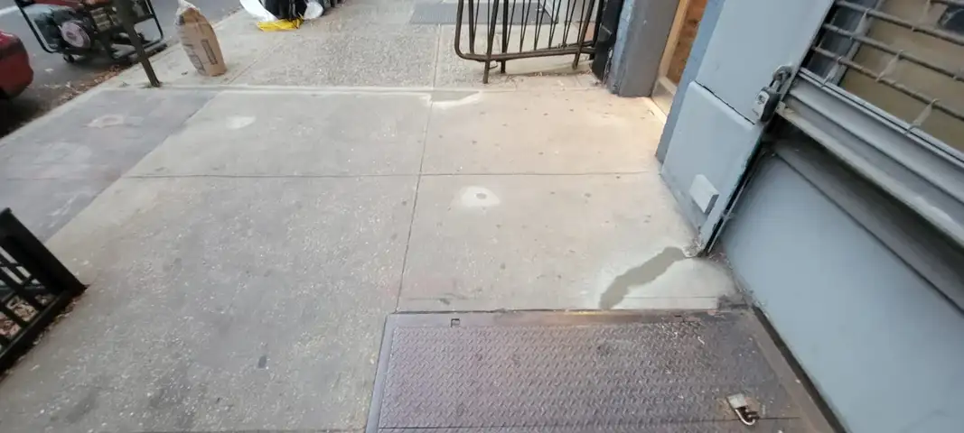 Sidewalk Repair project photo 4