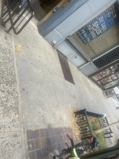 Sidewalk Repair project photo 8